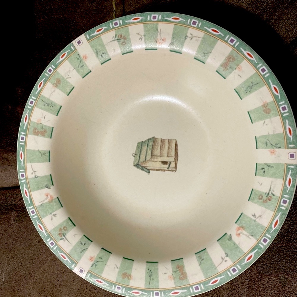 Set of 6 pfaltzgraff bowls. Birdhouse design.